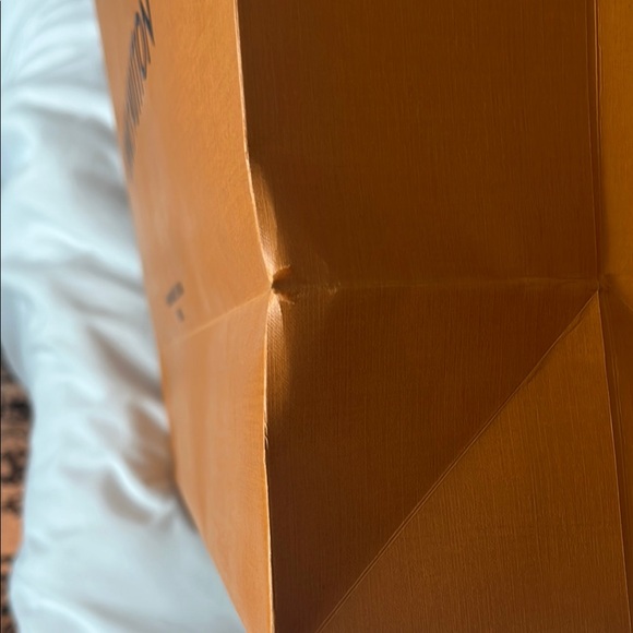 Louis Vuitton Tangerine Bag with Navy Handles - Picture 4 of 5